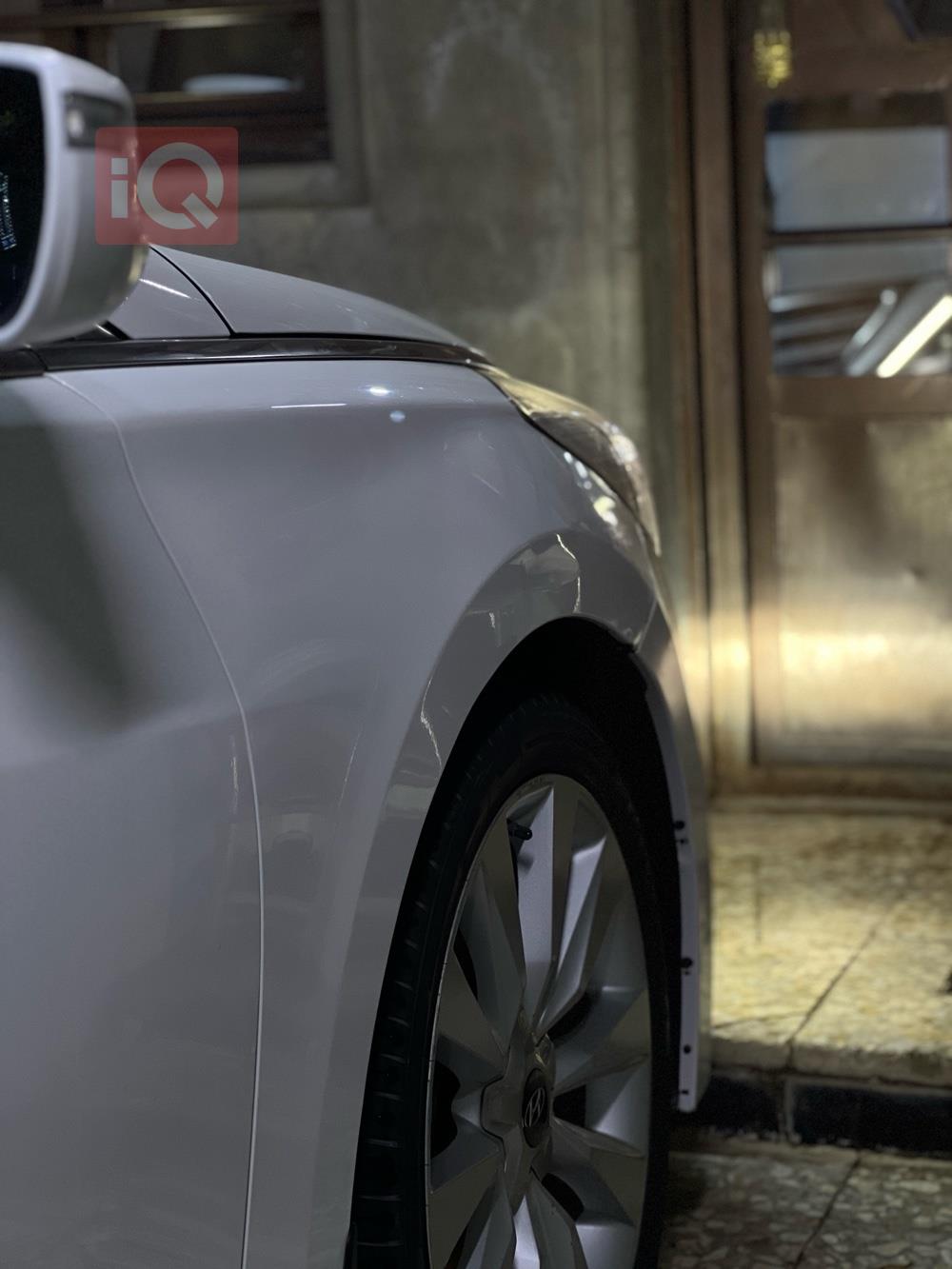 هیوندای ازێرا